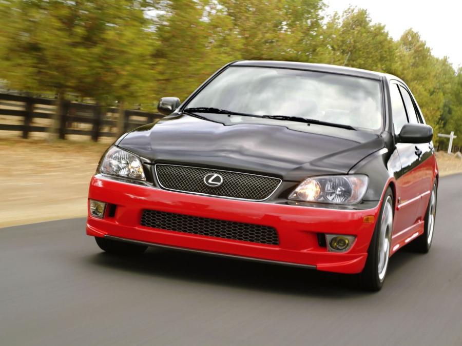  Lexus IS430 Project Concept 2003 года  (фото 10 из 14)